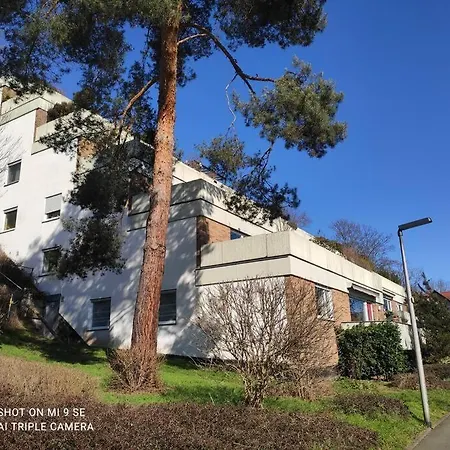 125m² Terrassenwohnung Mit Fuldablick, Sauna & Schwimmbad *